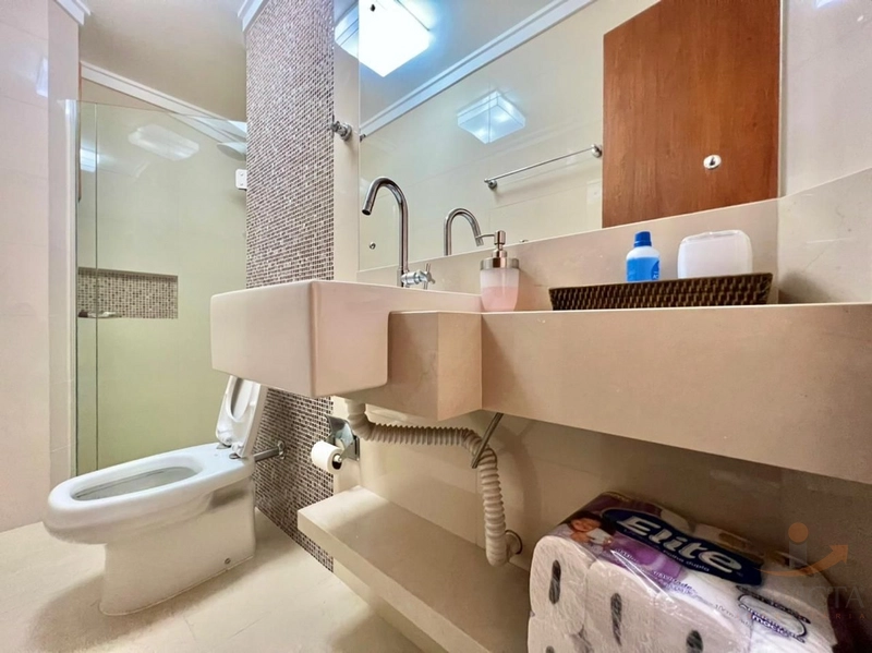 APARTAMENTO DE TRÊS DORMITÓRIOS DE FRENTE PARA FLÁVIO BOIANOVSKY: 17ª foto da galeria de imagens do imóvel