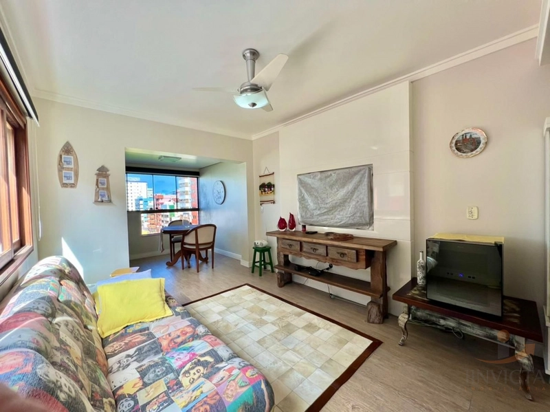 APARTAMENTO DE TRÊS DORMITÓRIOS DE FRENTE PARA FLÁVIO BOIANOVSKY: 3ª foto da galeria de imagens do imóvel