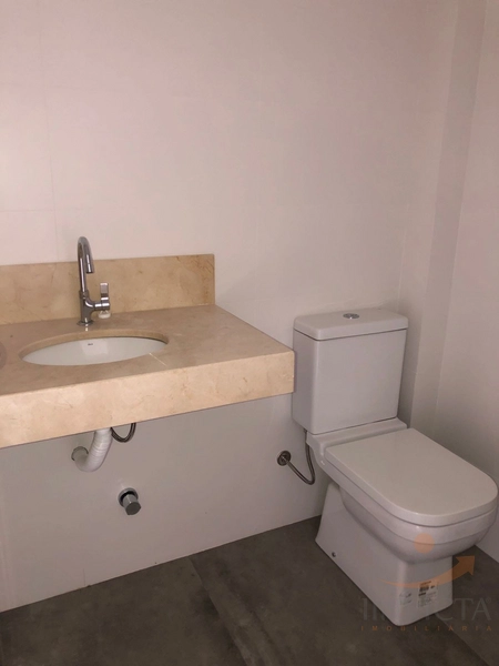 Loja na Rua Marabá proximo ao mercado Nacional: 2ª foto da galeria de imagens do imóvel