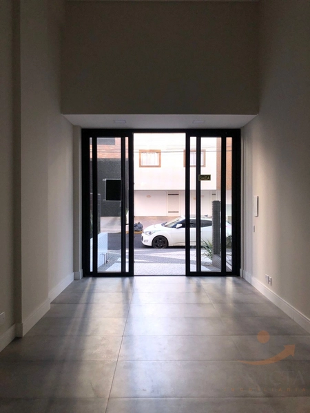 Loja na Rua Marabá proximo ao mercado Nacional: 4ª foto da galeria de imagens do imóvel