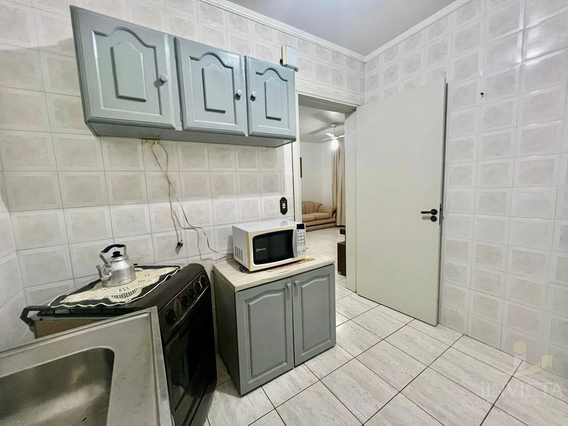 Apartamento 2 dormitórios a 50 metros da praia: 10ª foto da galeria de imagens do imóvel