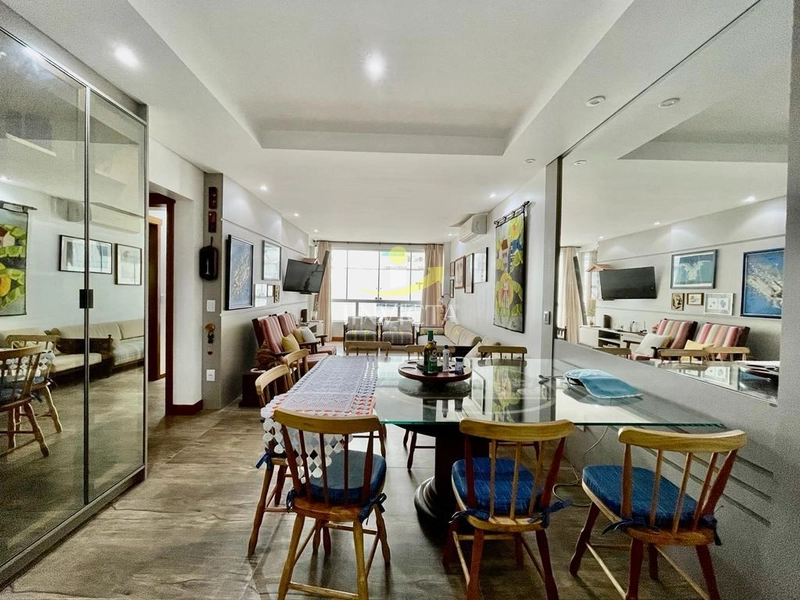 Apartamento mobiliado próximo ao mar