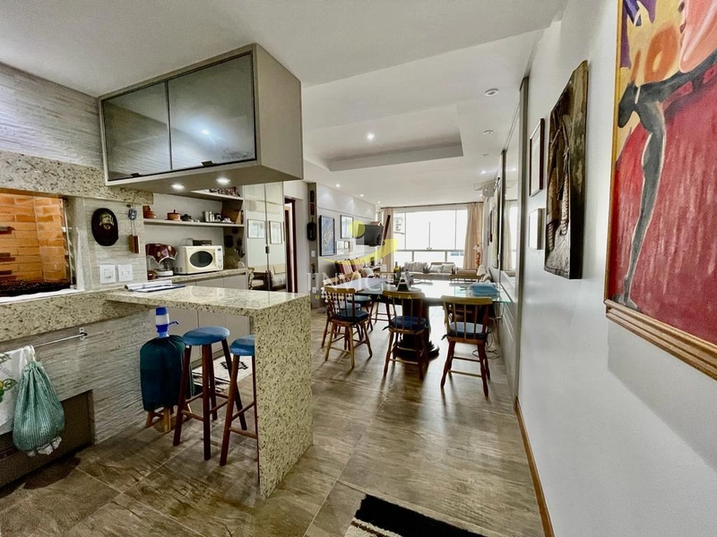 Apartamento mobiliado próximo ao mar: 2ª foto da galeria de imagens do imóvel