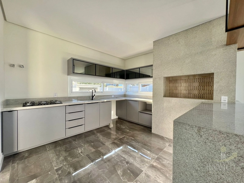 Casa em Condomínio 4 suítes! Mobiliada e Decorada!: 11ª foto da galeria de imagens do imóvel