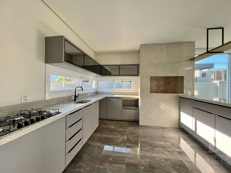 Casa em Condomínio 4 suítes! Mobiliada e Decorada!: 15ª foto da galeria de imagens do imóvel