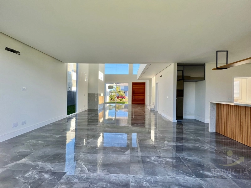 Casa em Condomínio 4 suítes! Mobiliada e Decorada!: 9ª foto da galeria de imagens do imóvel