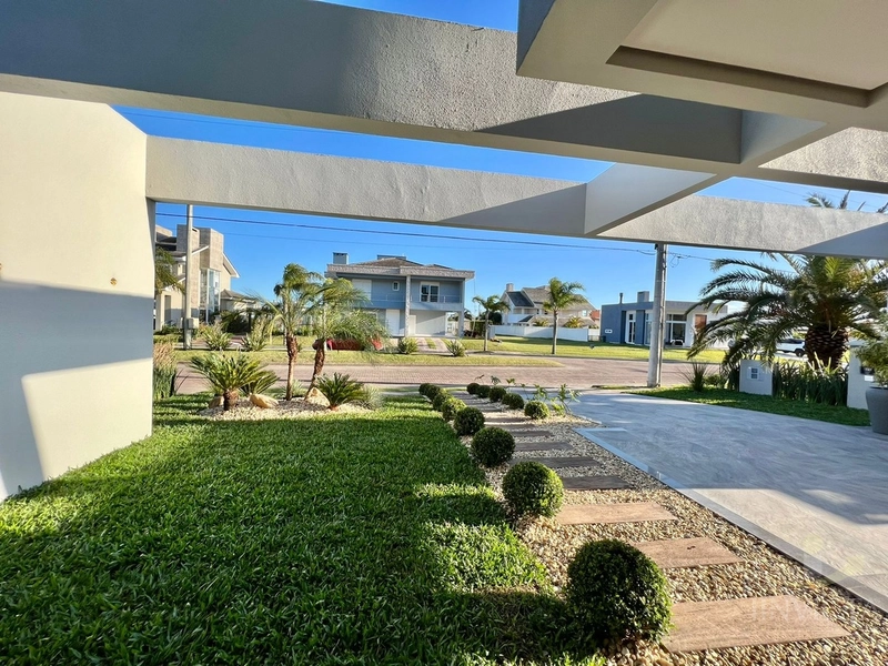 Casa em Condomínio 4 suítes! Mobiliada e Decorada!: 4ª foto da galeria de imagens do imóvel