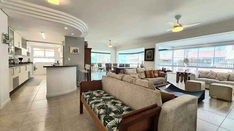 Apartamento Locação Temporada 4 dormitórios: 2ª foto da galeria de imagens do imóvel