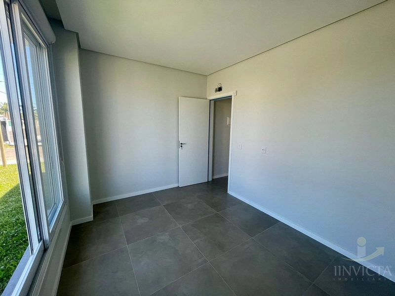 Linda casa em bairro planejado de capão novo...: 7ª foto da galeria de imagens do imóvel