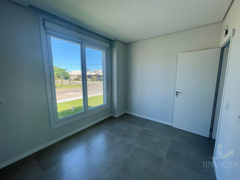 Linda casa em bairro planejado de capão novo...: 12ª foto da galeria de imagens do imóvel