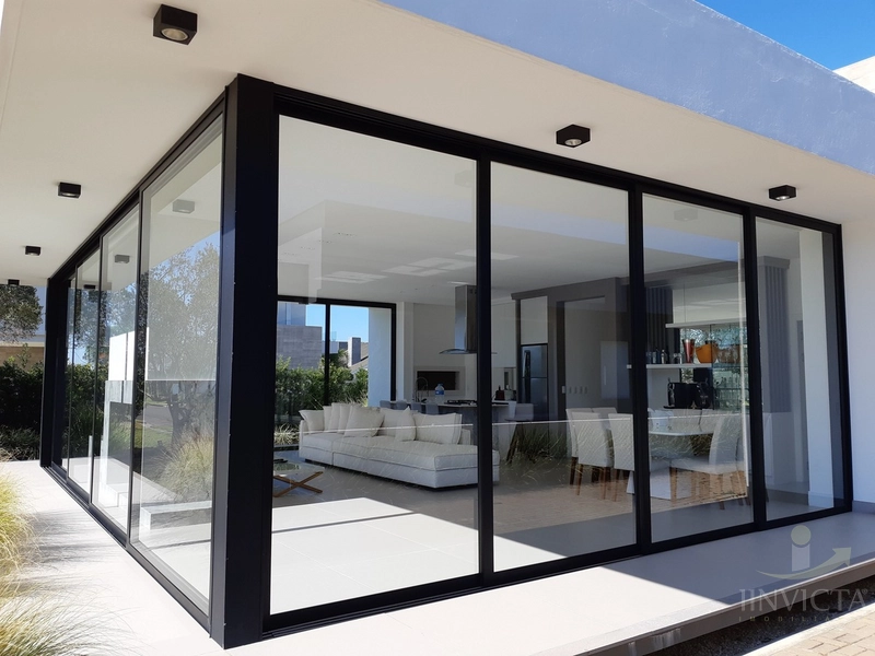 Casa em condomínio fechado - 4 suítes: 4ª foto da galeria de imagens do imóvel