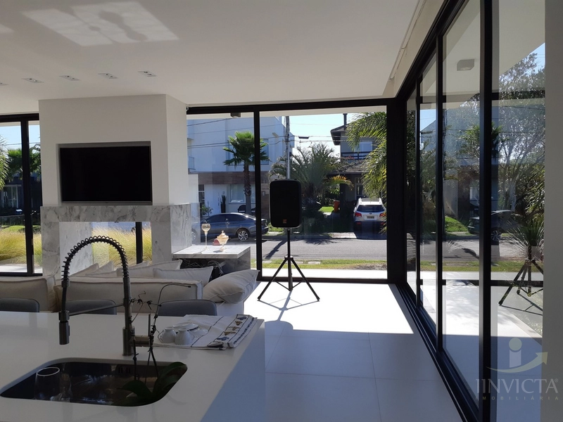 Casa em condomínio fechado - 4 suítes: 10ª foto da galeria de imagens do imóvel