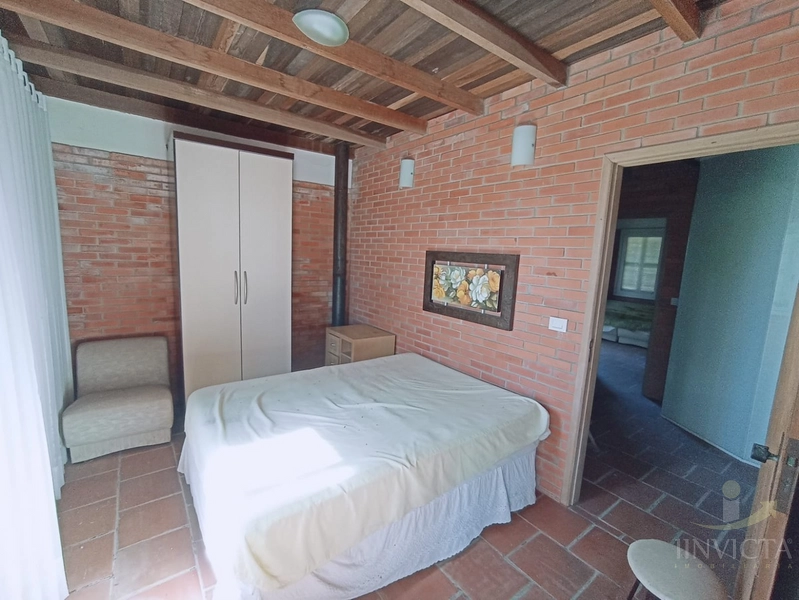 EXCELENTE IMÓVEL PRA INVESTIDORES CASA COM 3 TERRENOS!!!!!: 11ª foto da galeria de imagens do imóvel