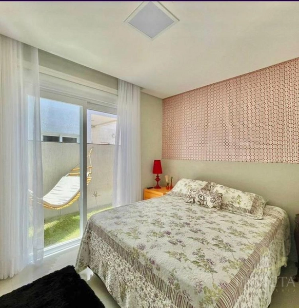 Linda casa em Condomínio: 23ª foto da galeria de imagens do imóvel