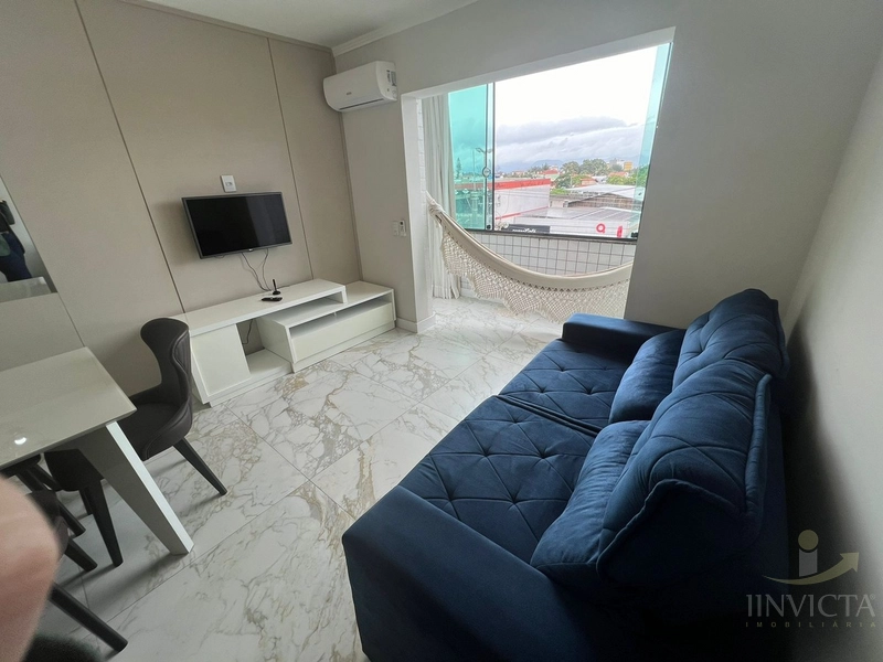 Apartamento 2 dormitórios no centro: 3ª foto da galeria de imagens do imóvel