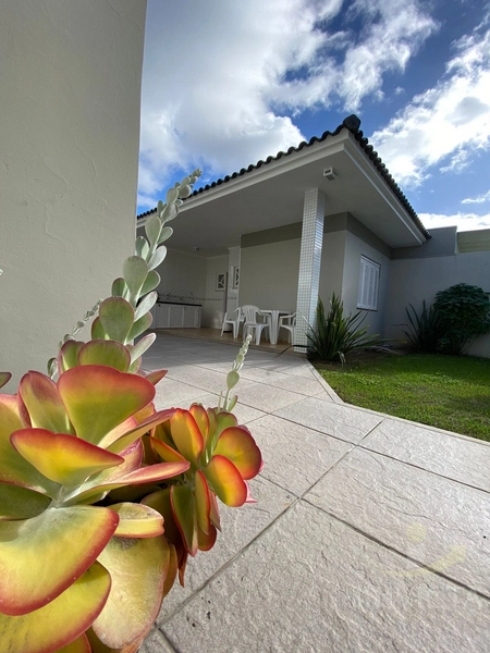 Linda casa em bairro, com 4 dormitórios e com vista para a Serra,: 24ª foto da galeria de imagens do imóvel