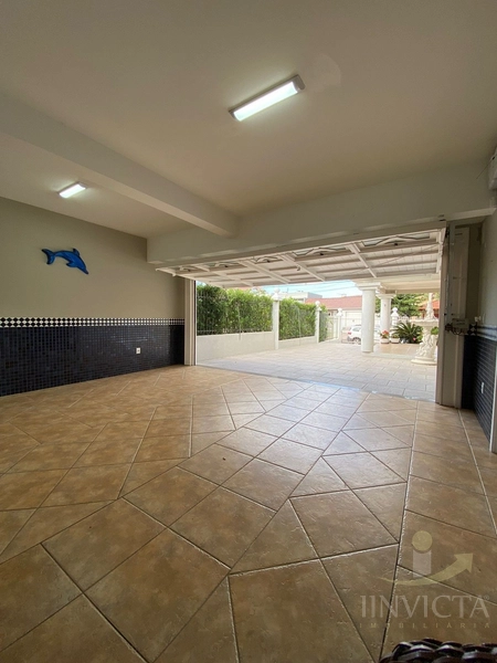 Linda casa em bairro, com 4 dormitórios e com vista para a Serra,: 62ª foto da galeria de imagens do imóvel