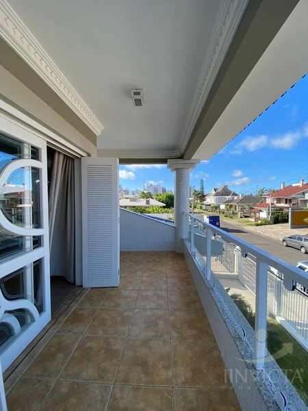Linda casa em bairro, com 4 dormitórios e com vista para a Serra,: 50ª foto da galeria de imagens do imóvel