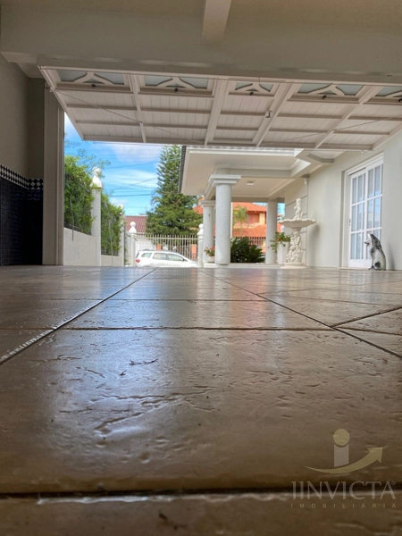 Linda casa em bairro, com 4 dormitórios e com vista para a Serra,: 59ª foto da galeria de imagens do imóvel