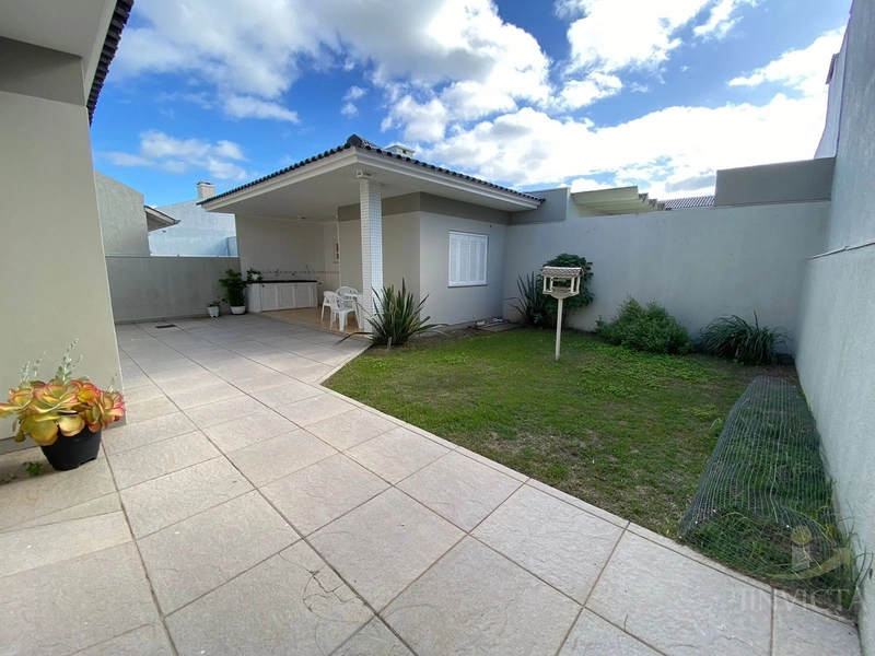 Linda casa em bairro, com 4 dormitórios e com vista para a Serra,: 23ª foto da galeria de imagens do imóvel