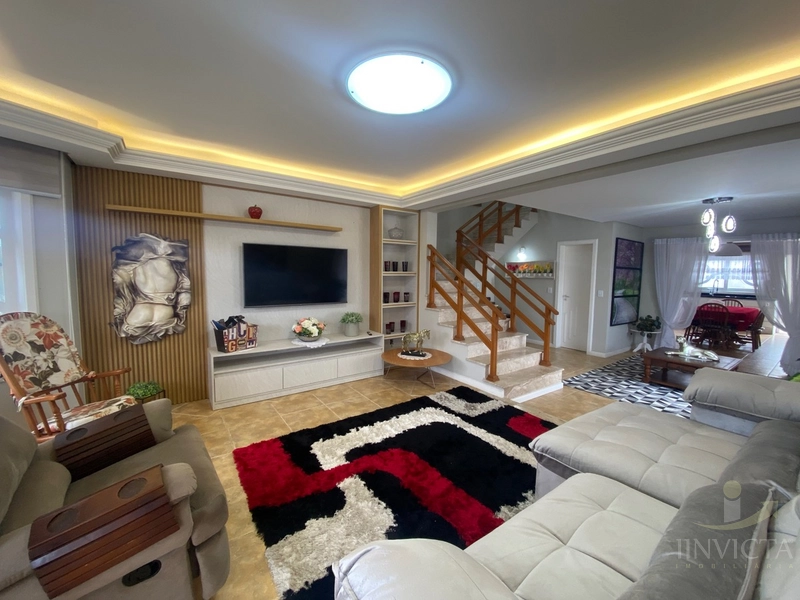Linda casa em bairro, com 4 dormitórios e com vista para a Serra,: 63ª foto da galeria de imagens do imóvel