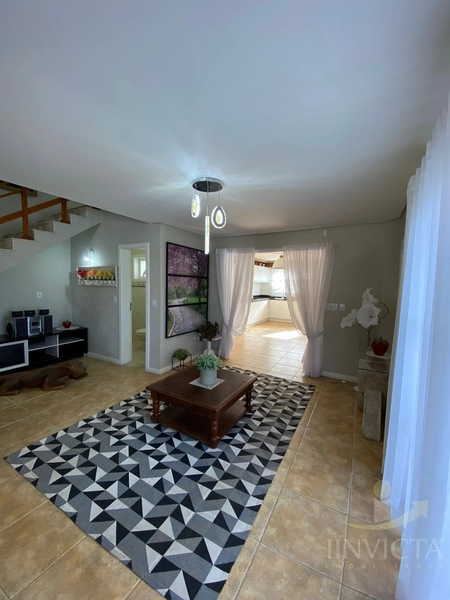 Linda casa em bairro, com 4 dormitórios e com vista para a Serra,: 10ª foto da galeria de imagens do imóvel