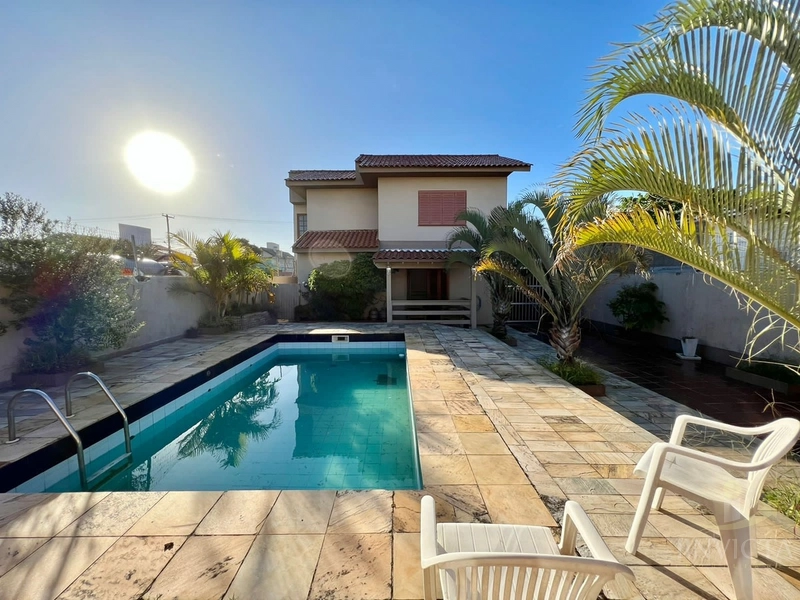 Excelente casa  4 dormitórios com piscina e salão de festas: 21ª foto da galeria de imagens do imóvel