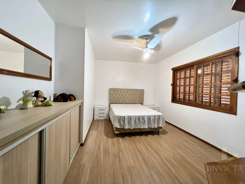 Excelente casa  4 dormitórios com piscina e salão de festas: 11ª foto da galeria de imagens do imóvel