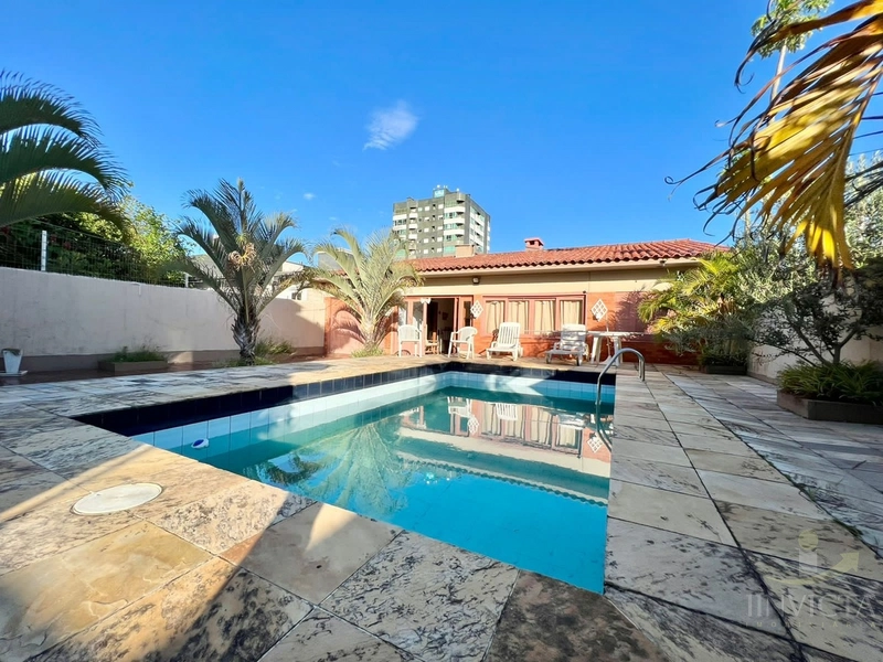 Excelente casa  4 dormitórios com piscina e salão de festas: 28ª foto da galeria de imagens do imóvel