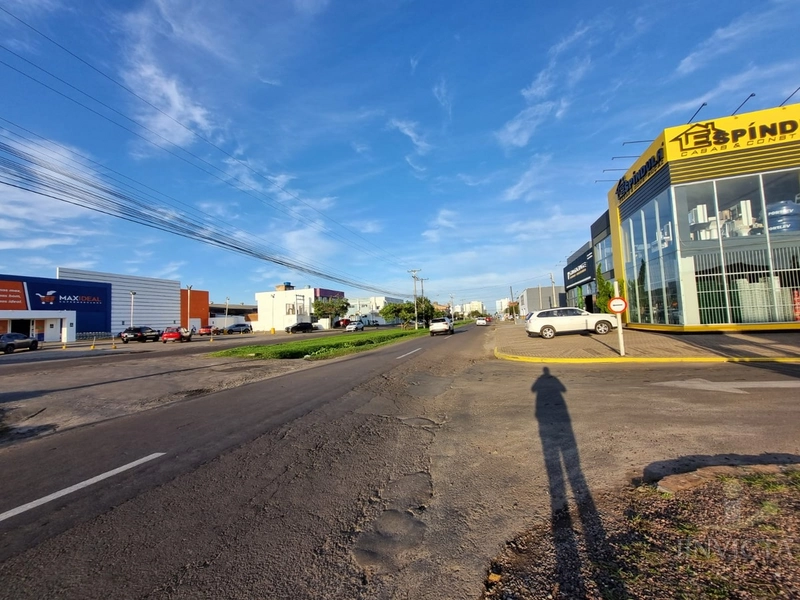 LOJA de aluguel comercial em Capão da Canoa, no bairro Zona Nova: 4ª foto da galeria de imagens do imóvel