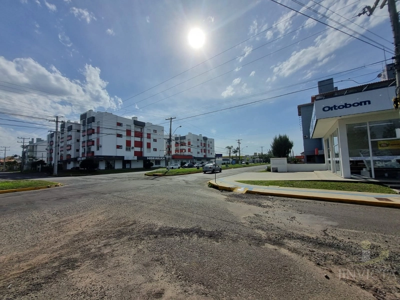 LOJA de aluguel comercial em Capão Novo: 3ª foto da galeria de imagens do imóvel