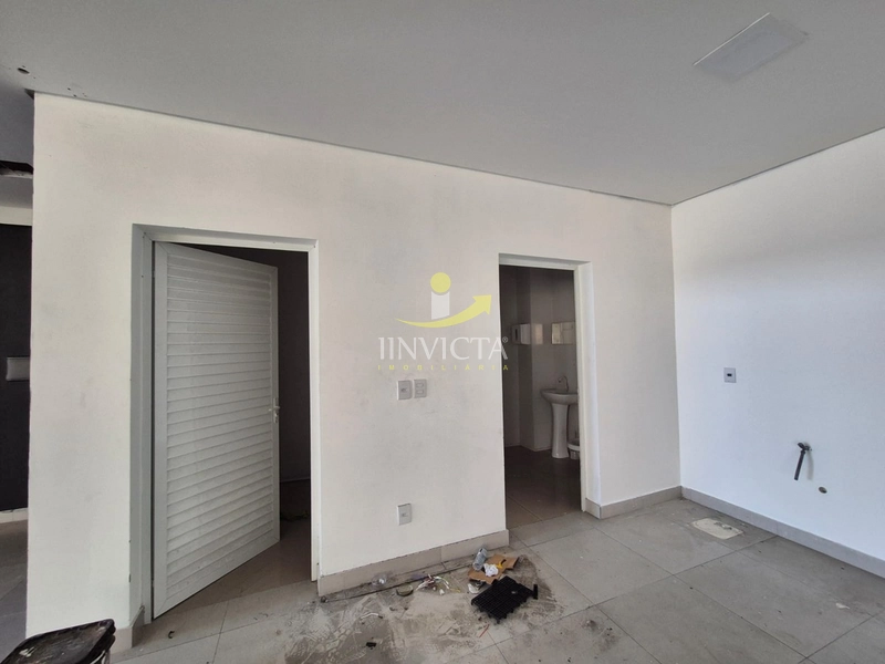 LOJA de aluguel comercial em Capão da Canoa, no bairro Zona Nova: 14ª foto da galeria de imagens do imóvel