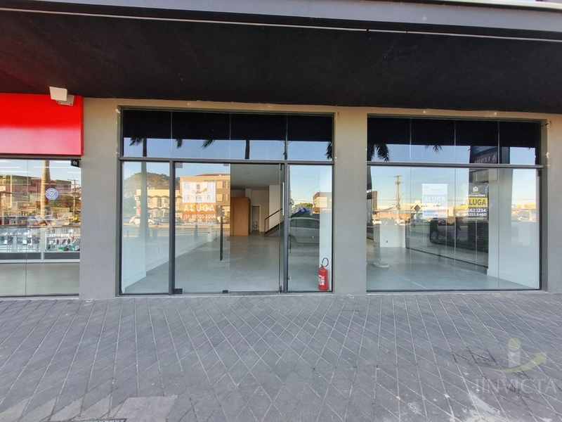LOJA de aluguel comercial em Santo Antônio da Patrulha, no Centro: 1ª foto da galeria de imagens do imóvel