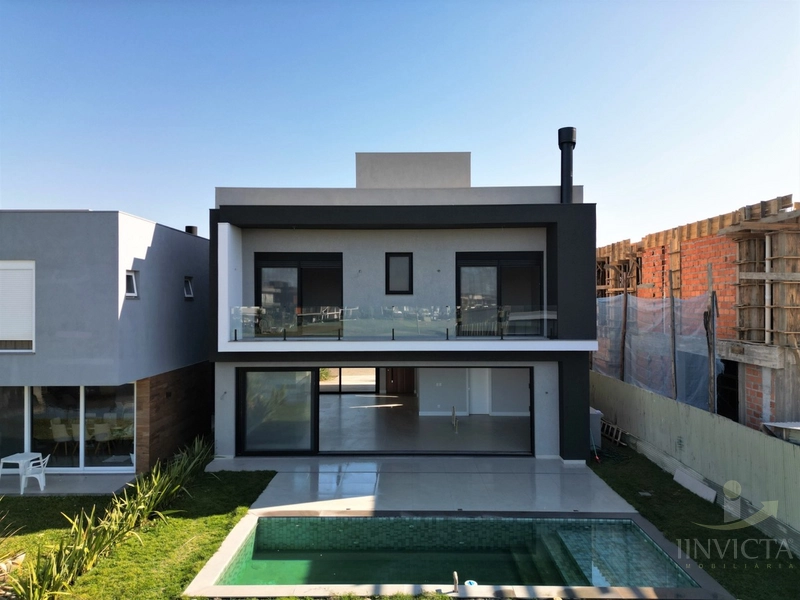 Casa com 4 suítes em Condomínio: 39ª foto da galeria de imagens do imóvel
