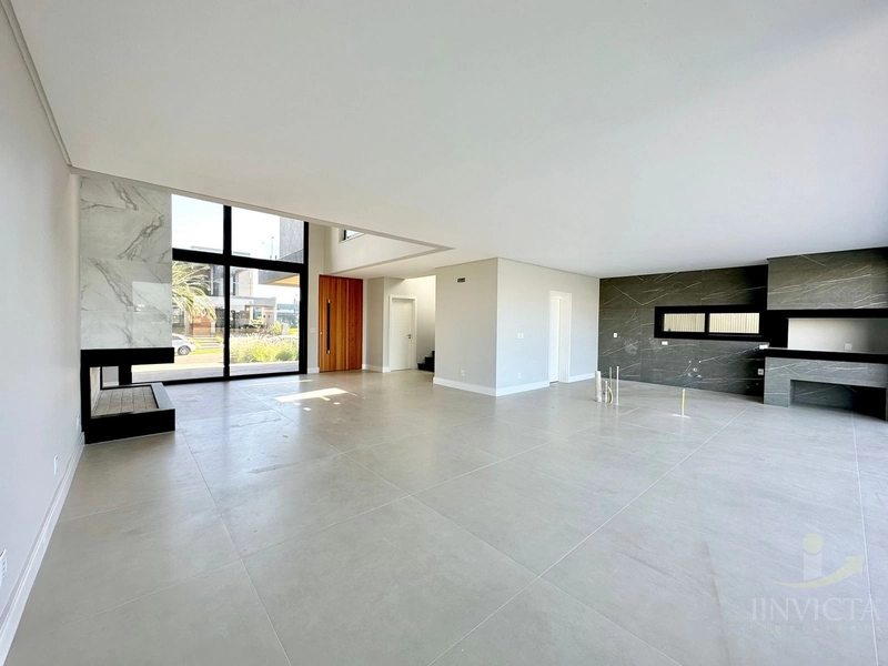Casa com 4 suítes em Condomínio: 15ª foto da galeria de imagens do imóvel