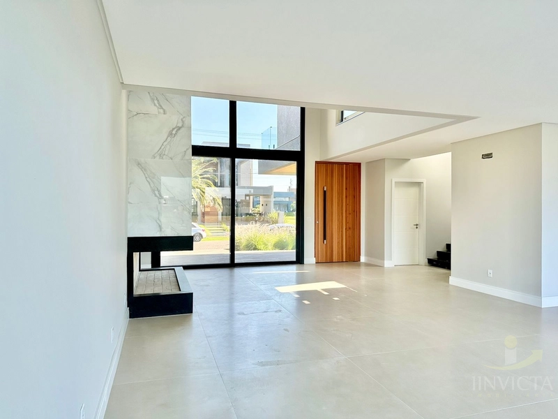 Casa com 4 suítes em Condomínio: 16ª foto da galeria de imagens do imóvel