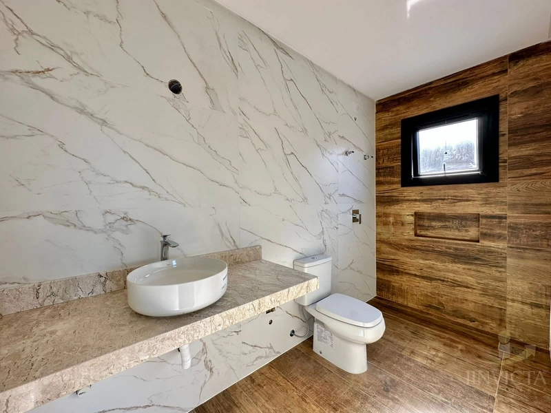 Casa com 4 suítes em Condomínio: 23ª foto da galeria de imagens do imóvel