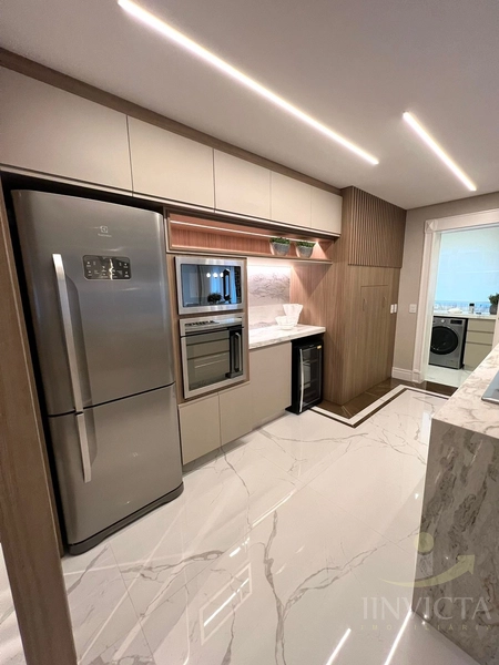 Apartamento 4 suítes c/ vista para o mar: 9ª foto da galeria de imagens do imóvel