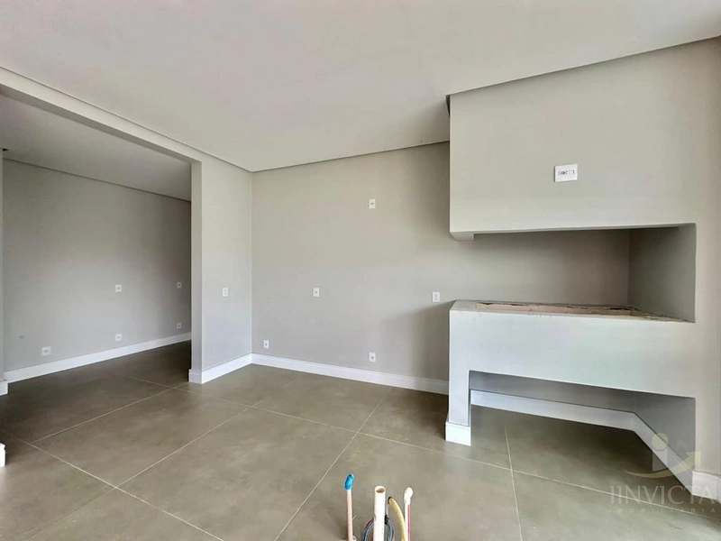 BELÍSSIMA CASA EM CONDOMÍNIO ESPERANDO POR VOCÊ E SUA FAMÍLIA!!!!!: 2ª foto da galeria de imagens do imóvel