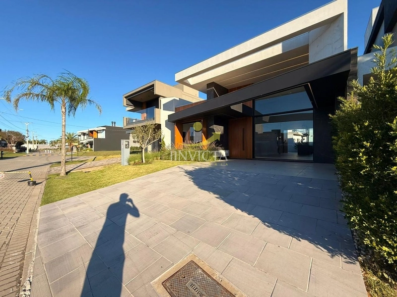 Casa com 4 suítes em condomínio fechado: 4ª foto da galeria de imagens do imóvel
