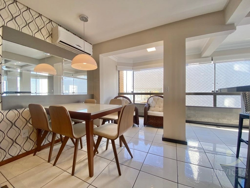 Apartamento 2 dormitórios no coração da cidade!: 3ª foto da galeria de imagens do imóvel