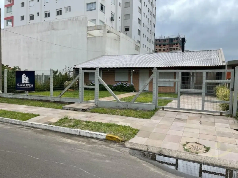 Casa 3 dormitórios climatizada: 1ª foto da galeria de imagens do imóvel