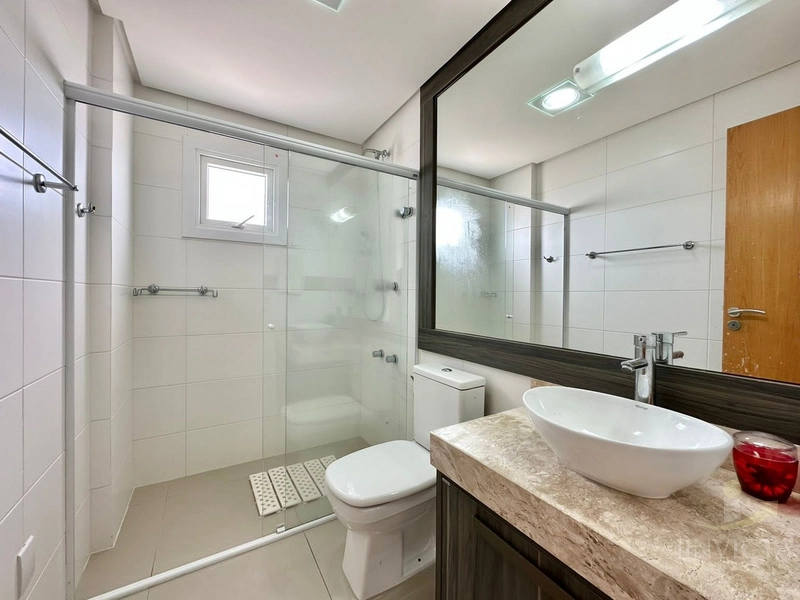 EXCELENTE APARTAMENTO FRENTE MAR COM VISTA ETARNA ESPERANDO POR VOCÊ!: 8ª foto da galeria de imagens do imóvel