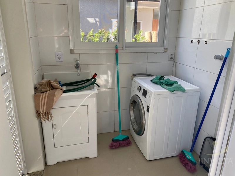 Casa em condomínio de 3 dormitórios: 21ª foto da galeria de imagens do imóvel