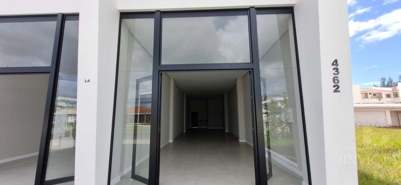 Loja para aluguel comercial - Xangri-lá: 1ª foto da galeria de imagens do imóvel