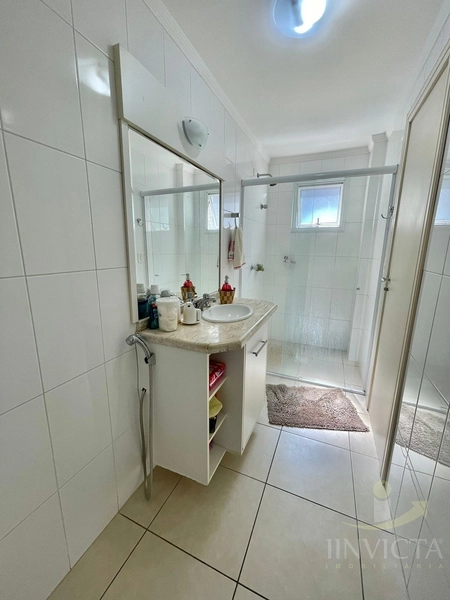 Apartamento 3 dormitórios com vista mar: 33ª foto da galeria de imagens do imóvel
