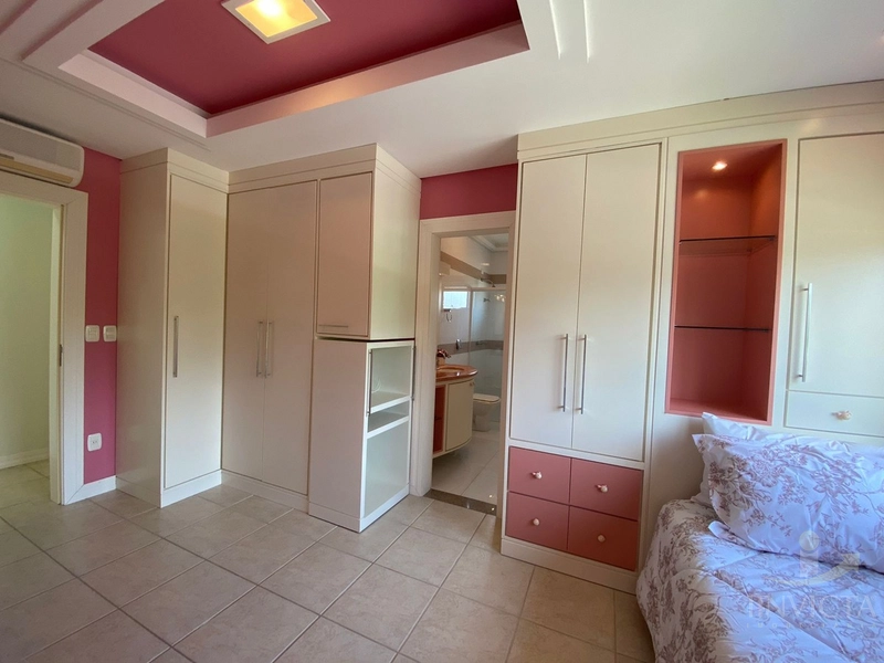 Casa alto padrão em condomínio fechado com 04 suítes!: 42ª foto da galeria de imagens do imóvel