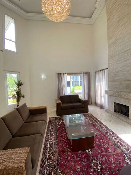Casa alto padrão em condomínio fechado com 04 suítes!: 3ª foto da galeria de imagens do imóvel
