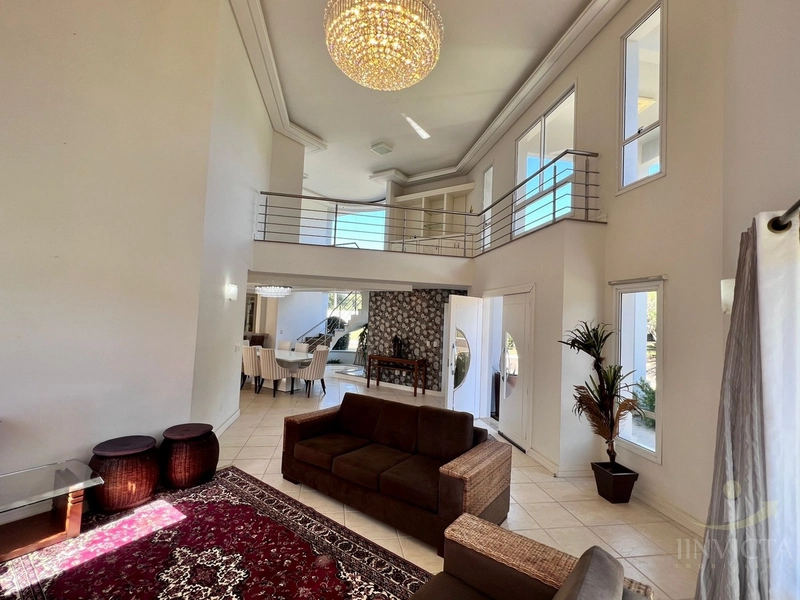 Casa alto padrão em condomínio fechado com 04 suítes!: 2ª foto da galeria de imagens do imóvel