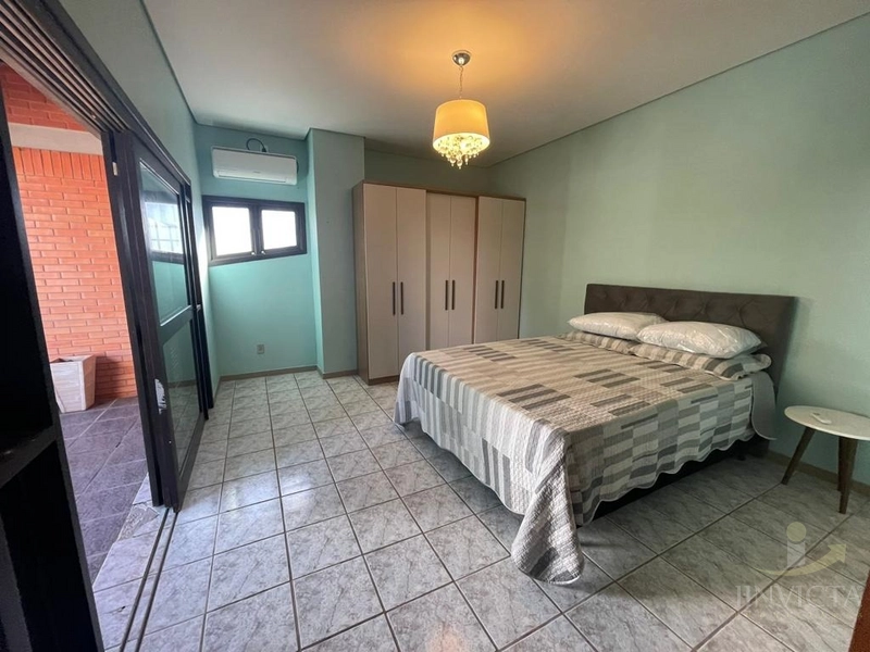 Casa Residencial ou comercial com 6 dormitórios - Zona Nova: 7ª foto da galeria de imagens do imóvel